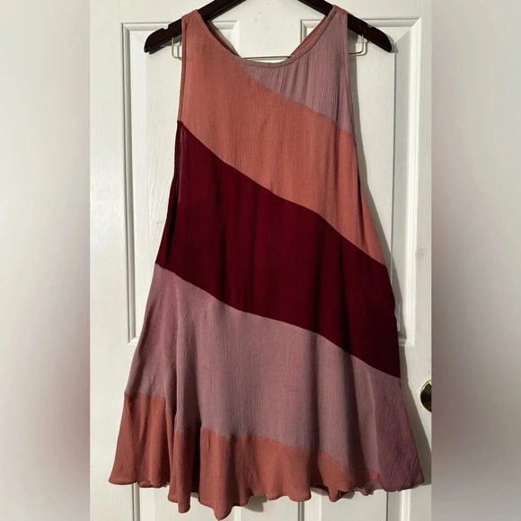 FREE PEOPLE Way of the World Tunic Asymmetrical Berry Tone Stripes LOW T Back M - Picture 1 of 11